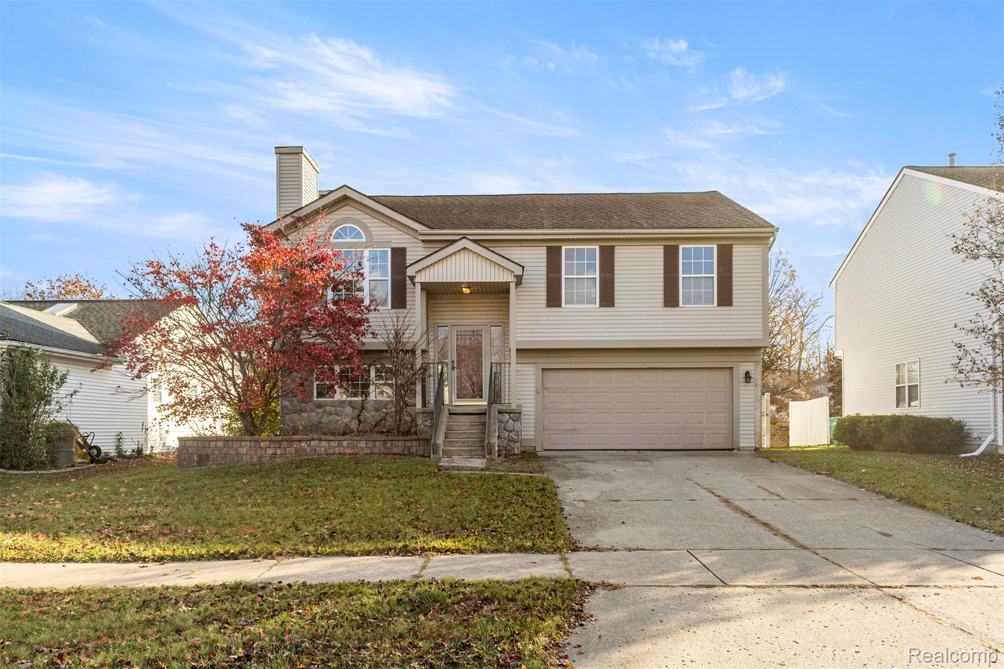 7595 Streamwood Drive