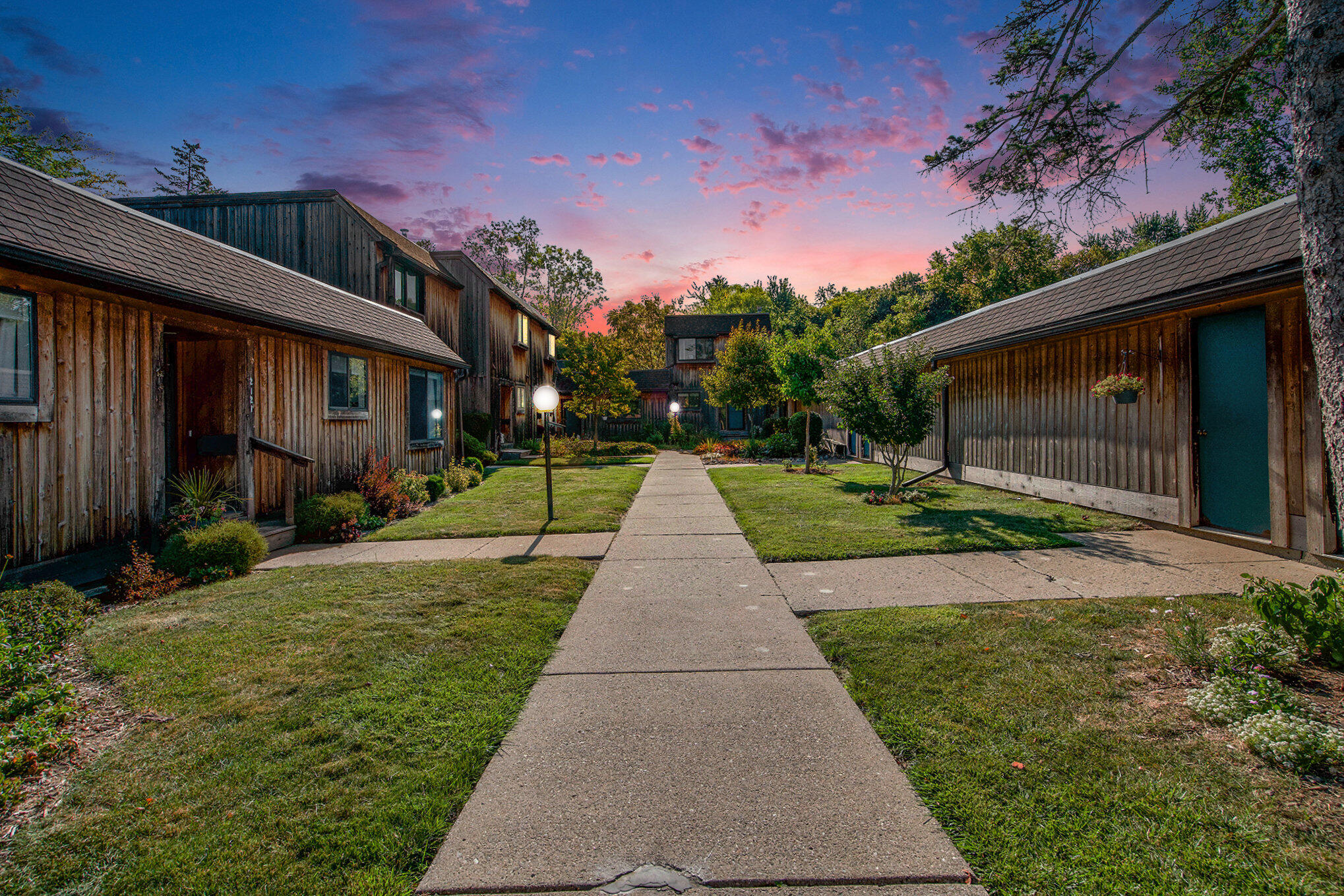 2127 Pauline Court