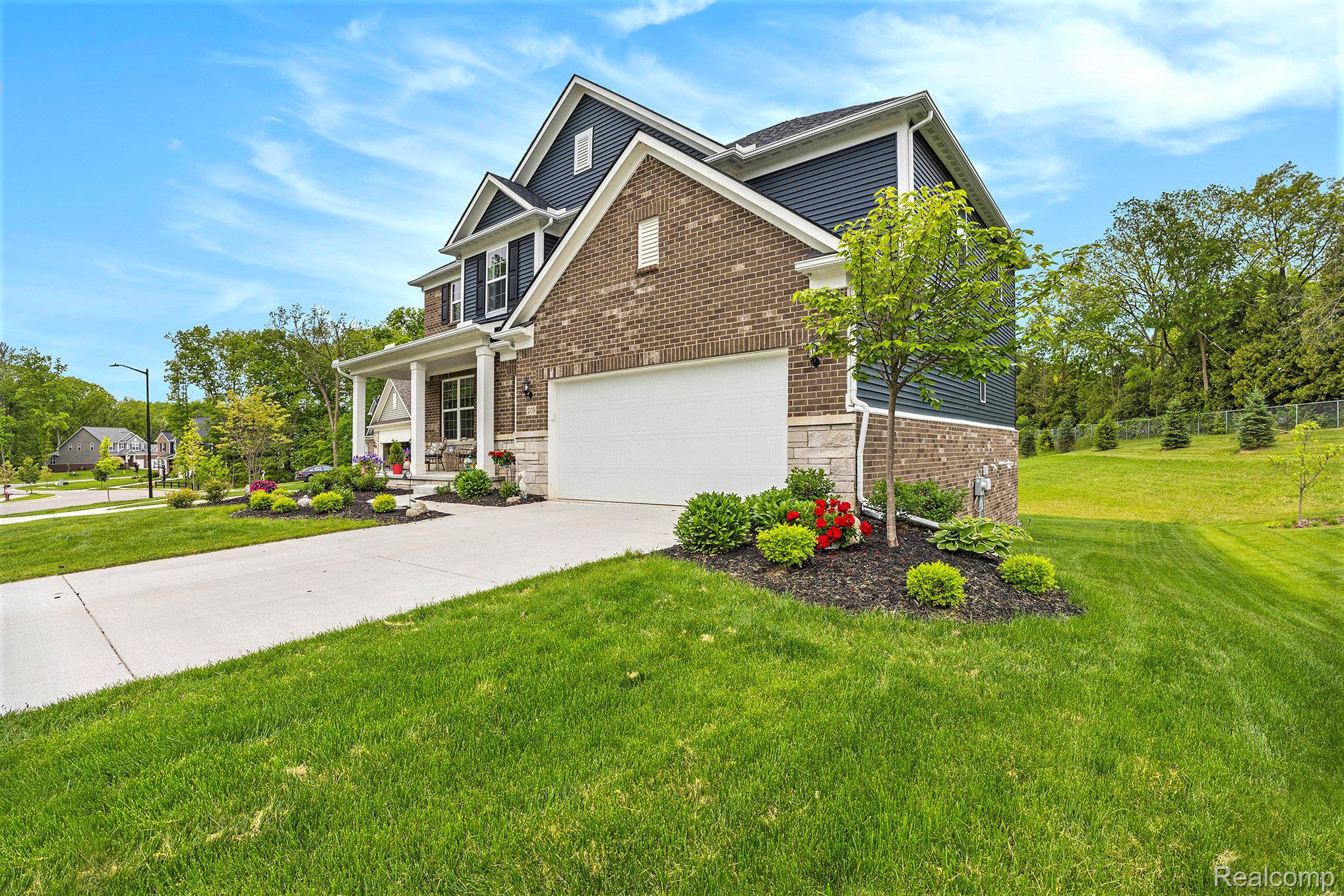 209 Glendale Court