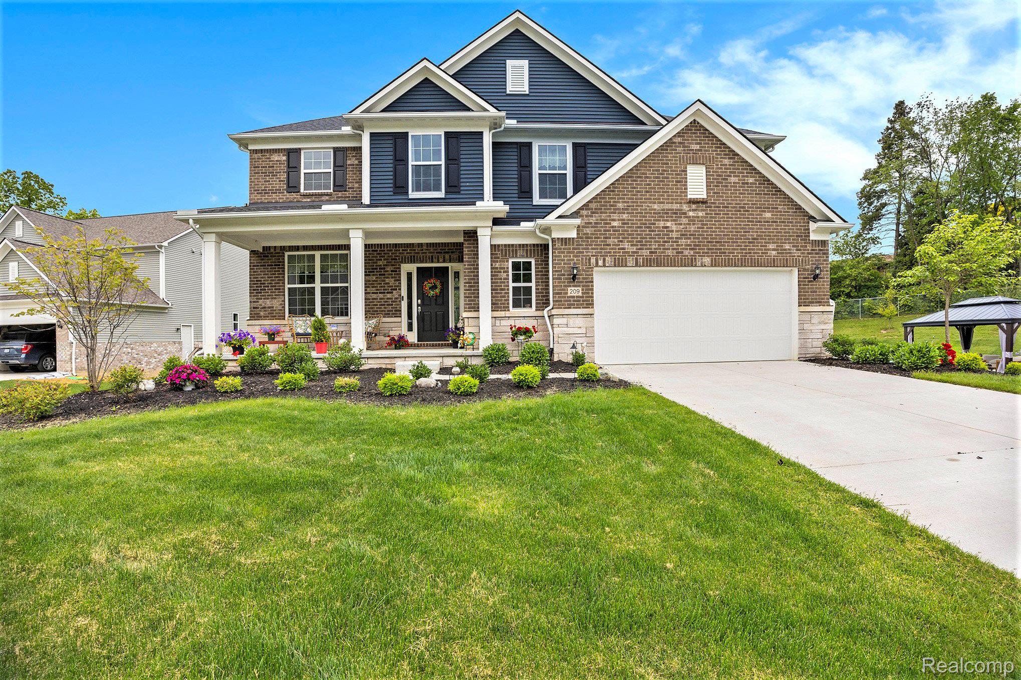 209 Glendale Court