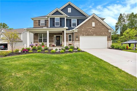 209 Glendale Court Saline City MI 48176