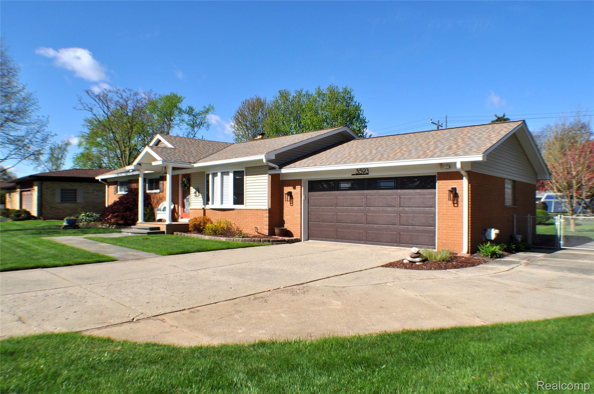 3593 Meadowleigh Lane