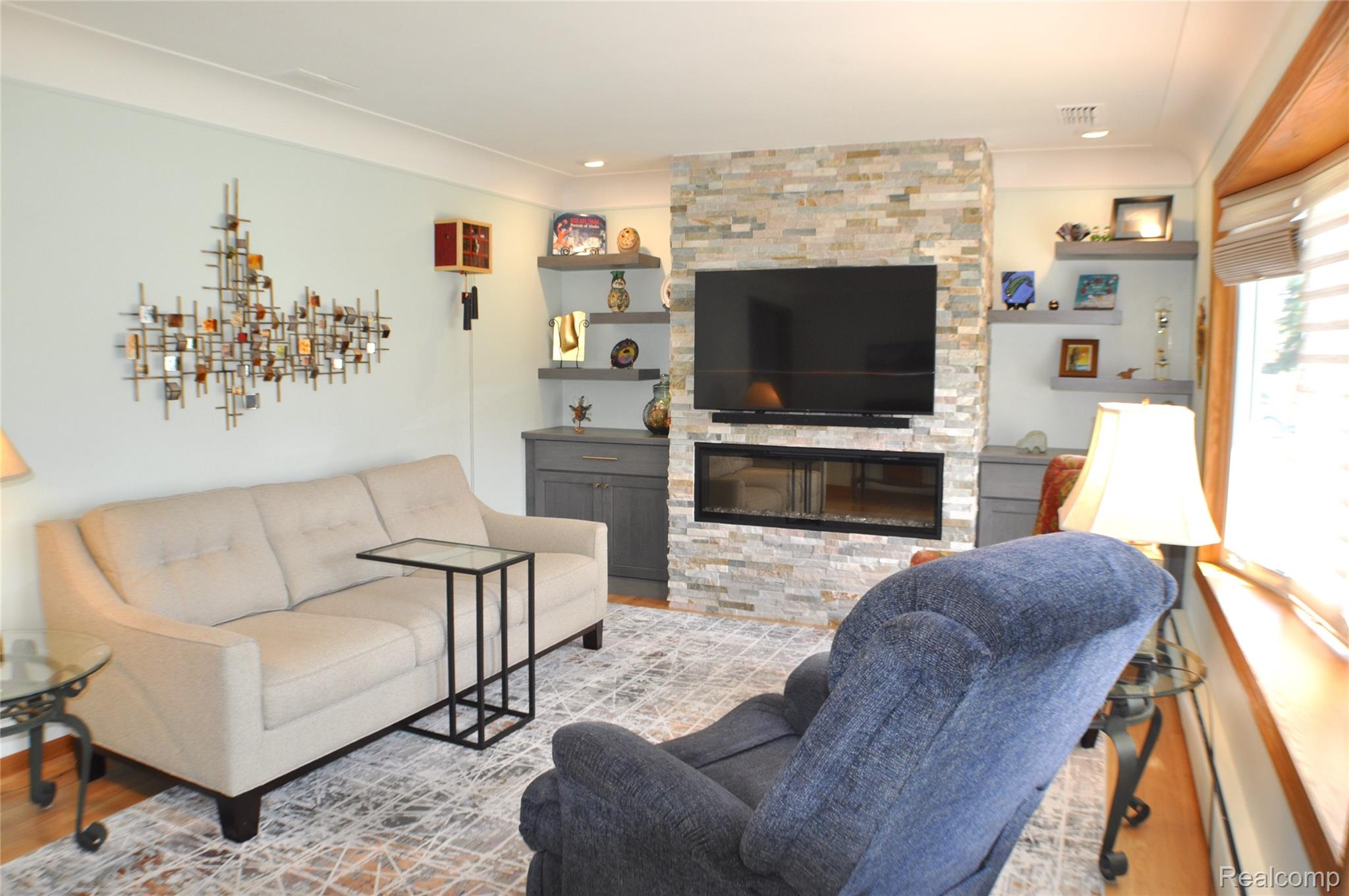 3593 Meadowleigh Lane