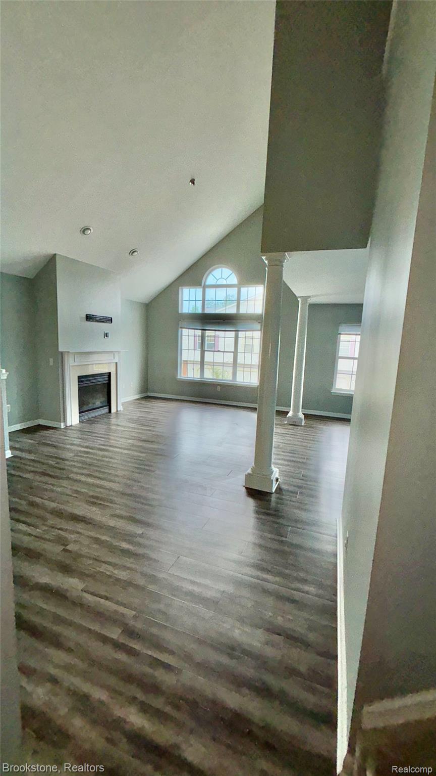 5934 E Island Drive 32