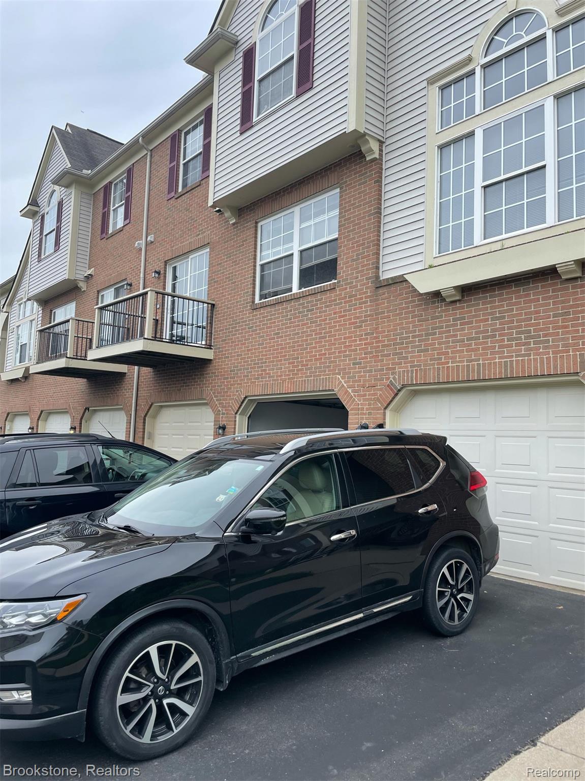 5934 E Island Drive 32