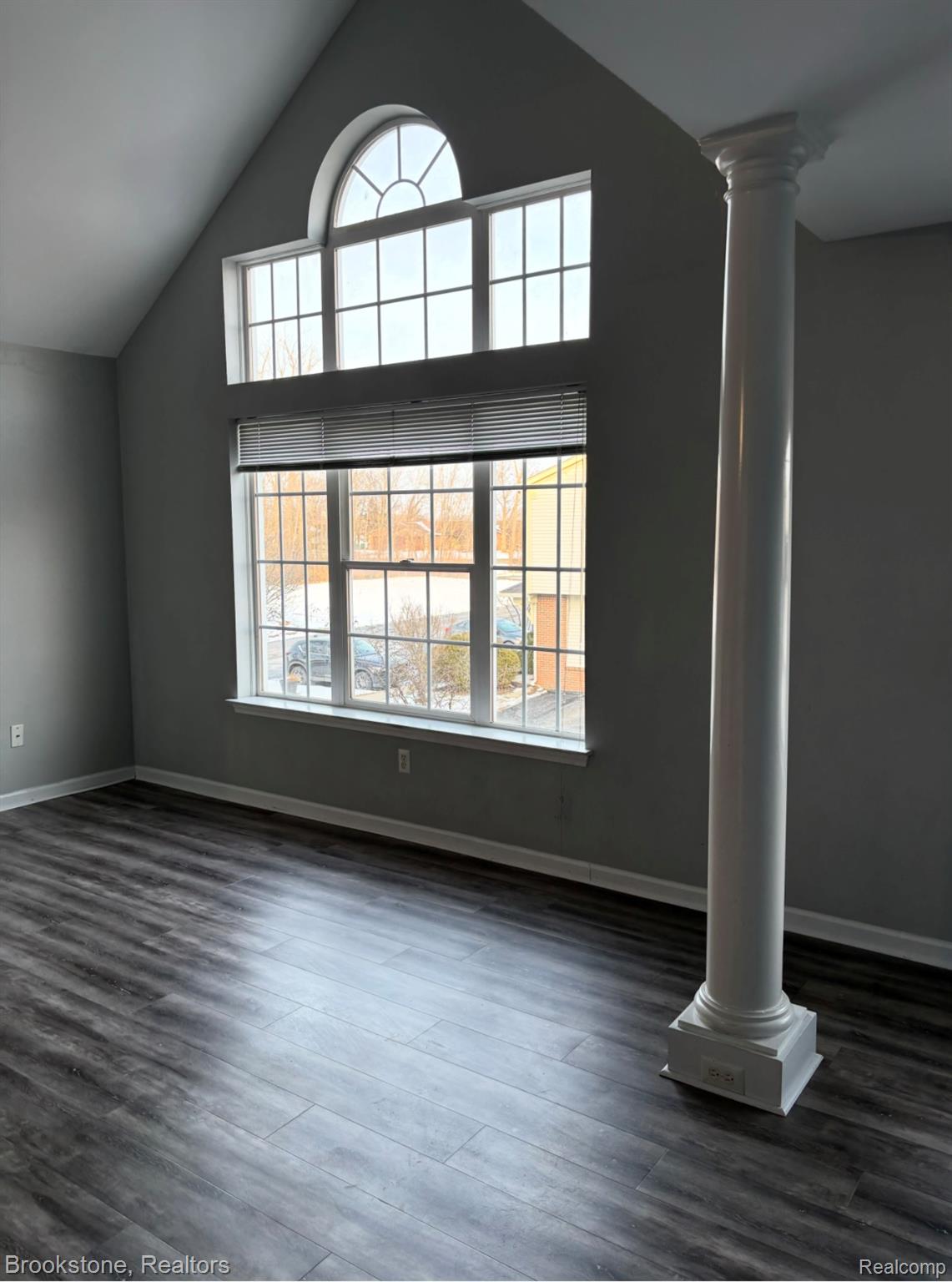 5934 E Island Drive 32