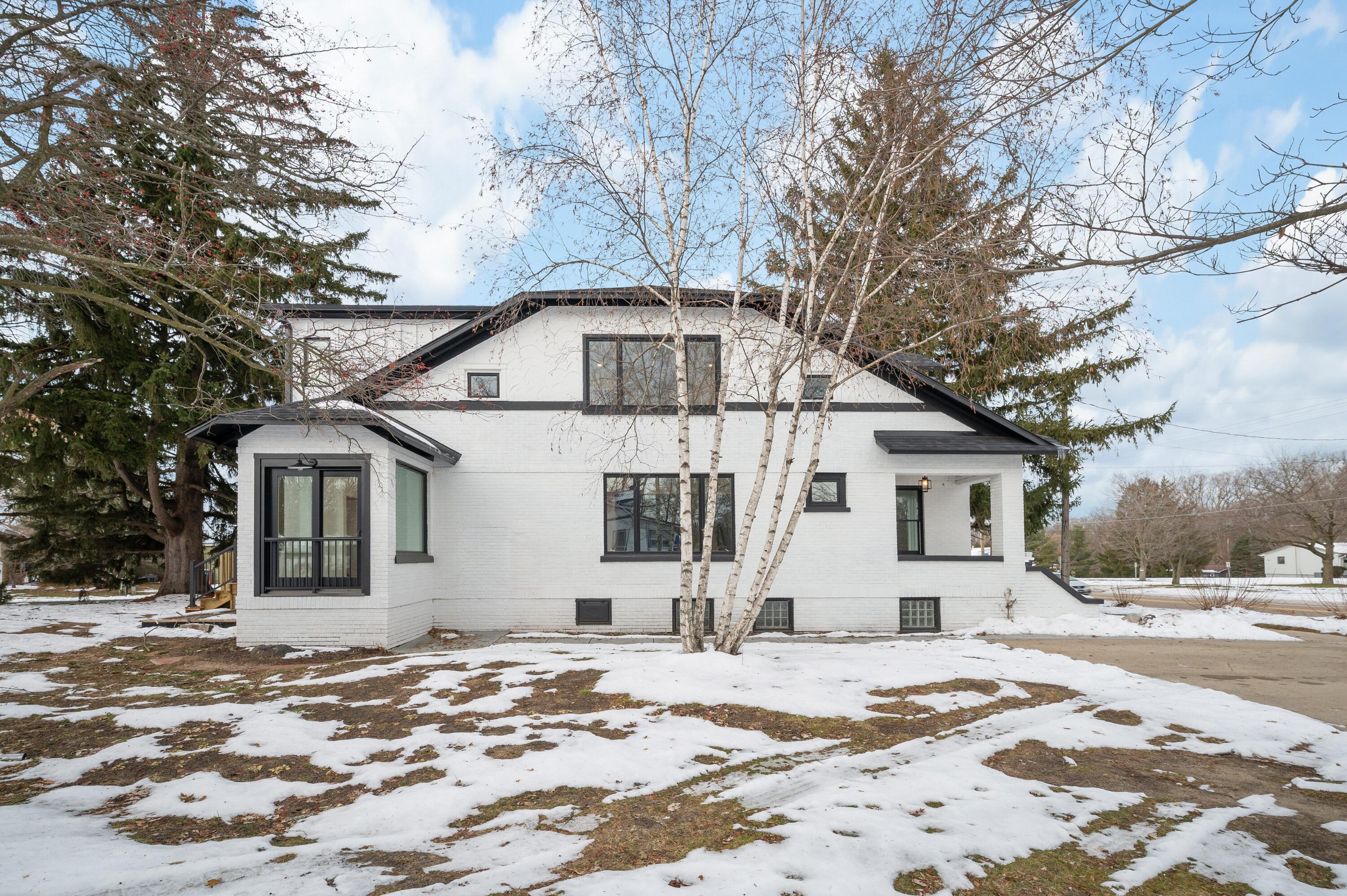 312 S Whittaker Street