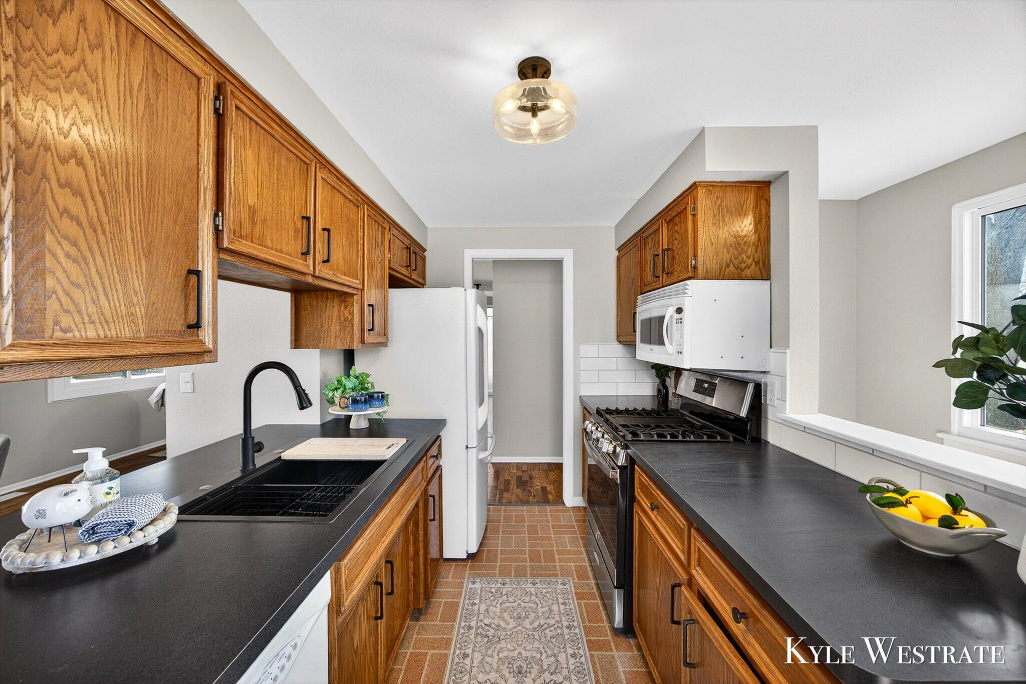 1561 Beech Street SW