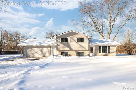 9643 Andersonville Road Springfield Charter Township MI 48346