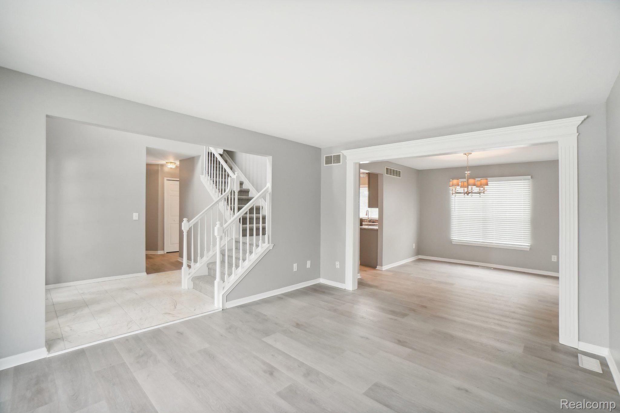 2609 HUNTINGTON Drive