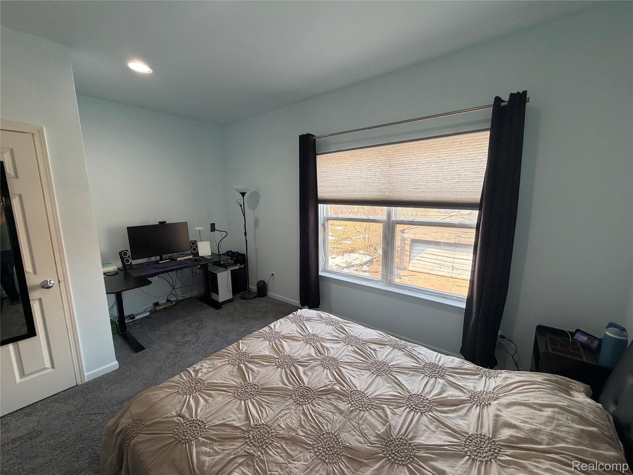 283 E Palmer Street 8