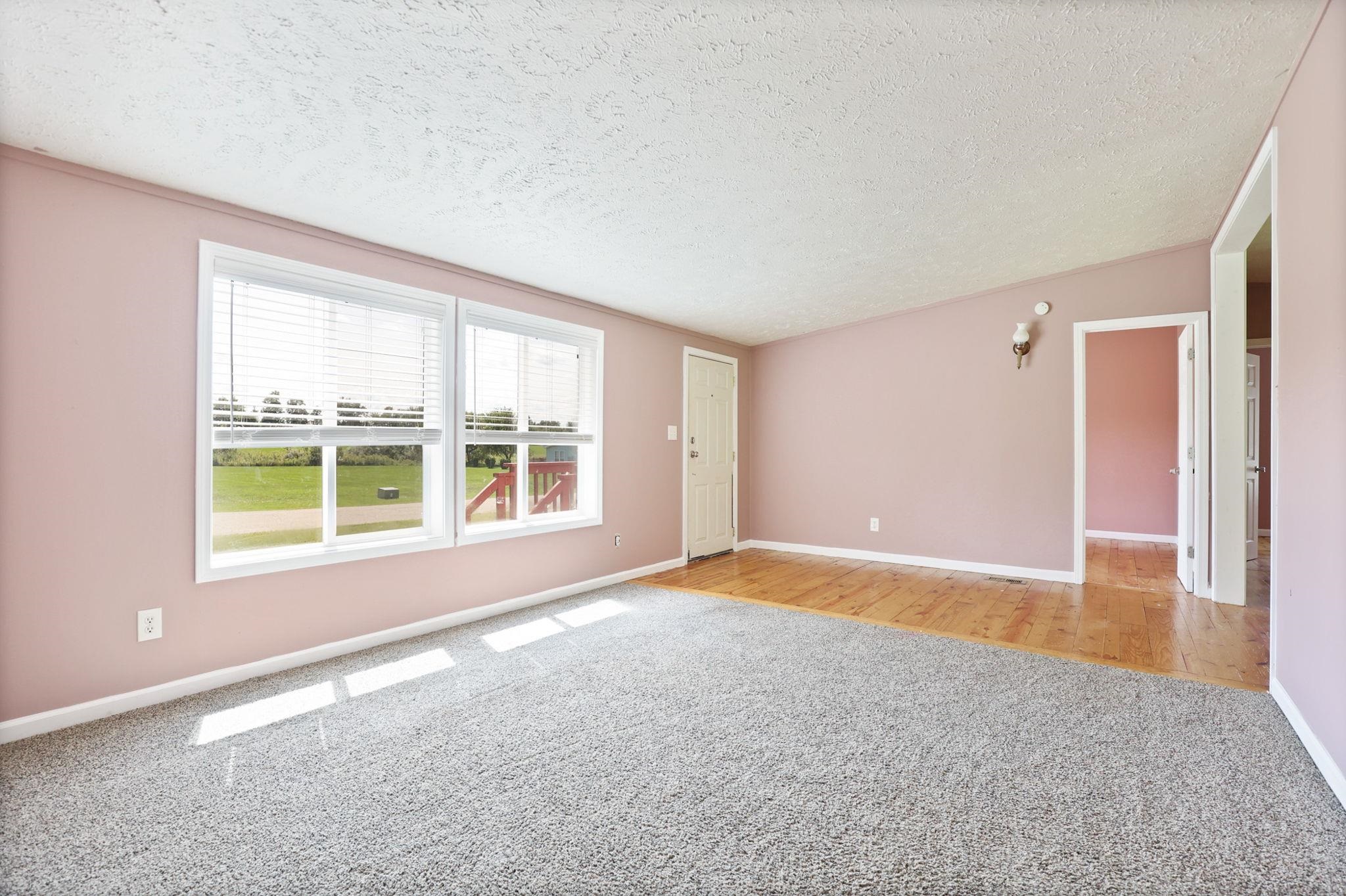 4355 Country Lane