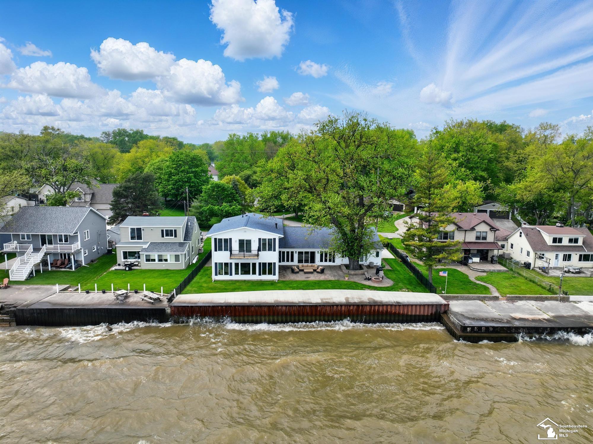 13542 Venetian Drive