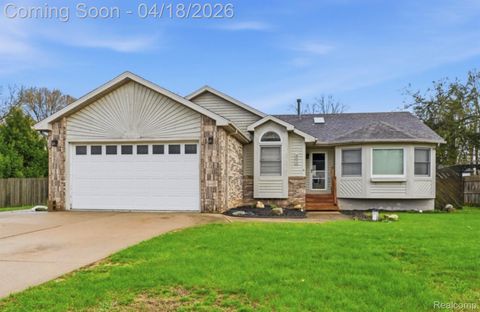 Photo of 503 W Hamburg Street, Pinckney Village, MI 48169 (MLS # 20261024726)