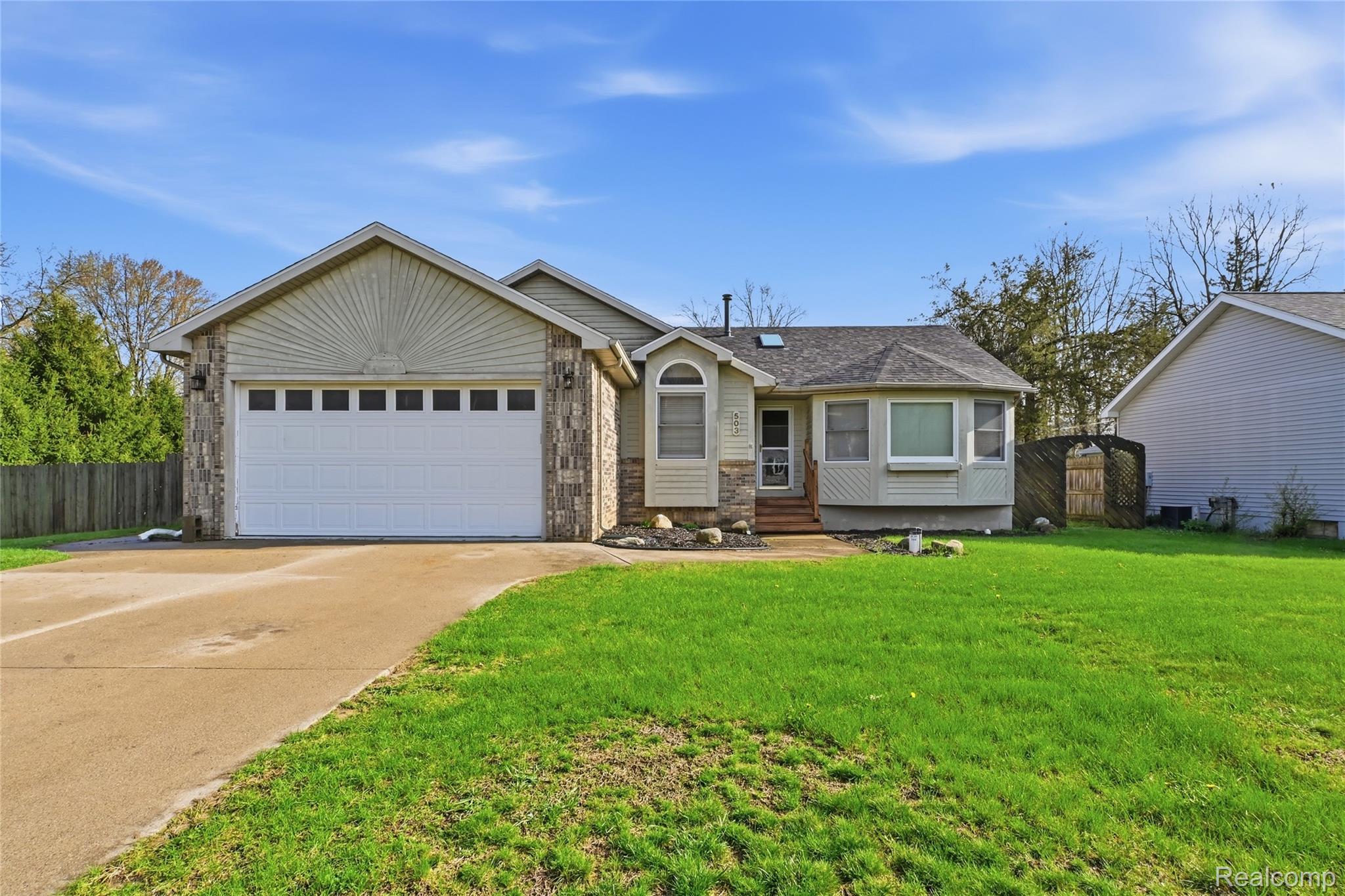 503 W Hamburg Street