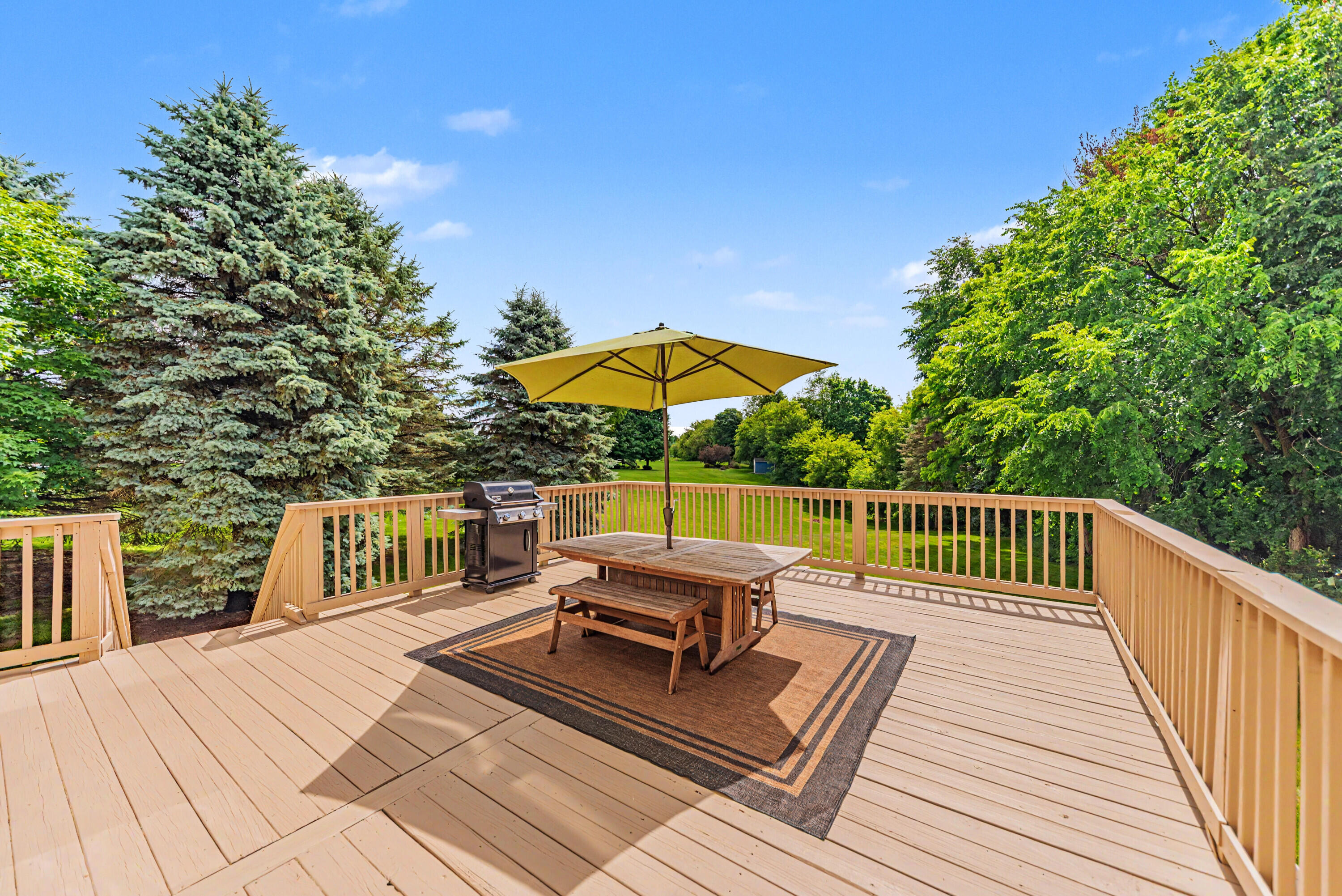 5542 Deer Run Lane
