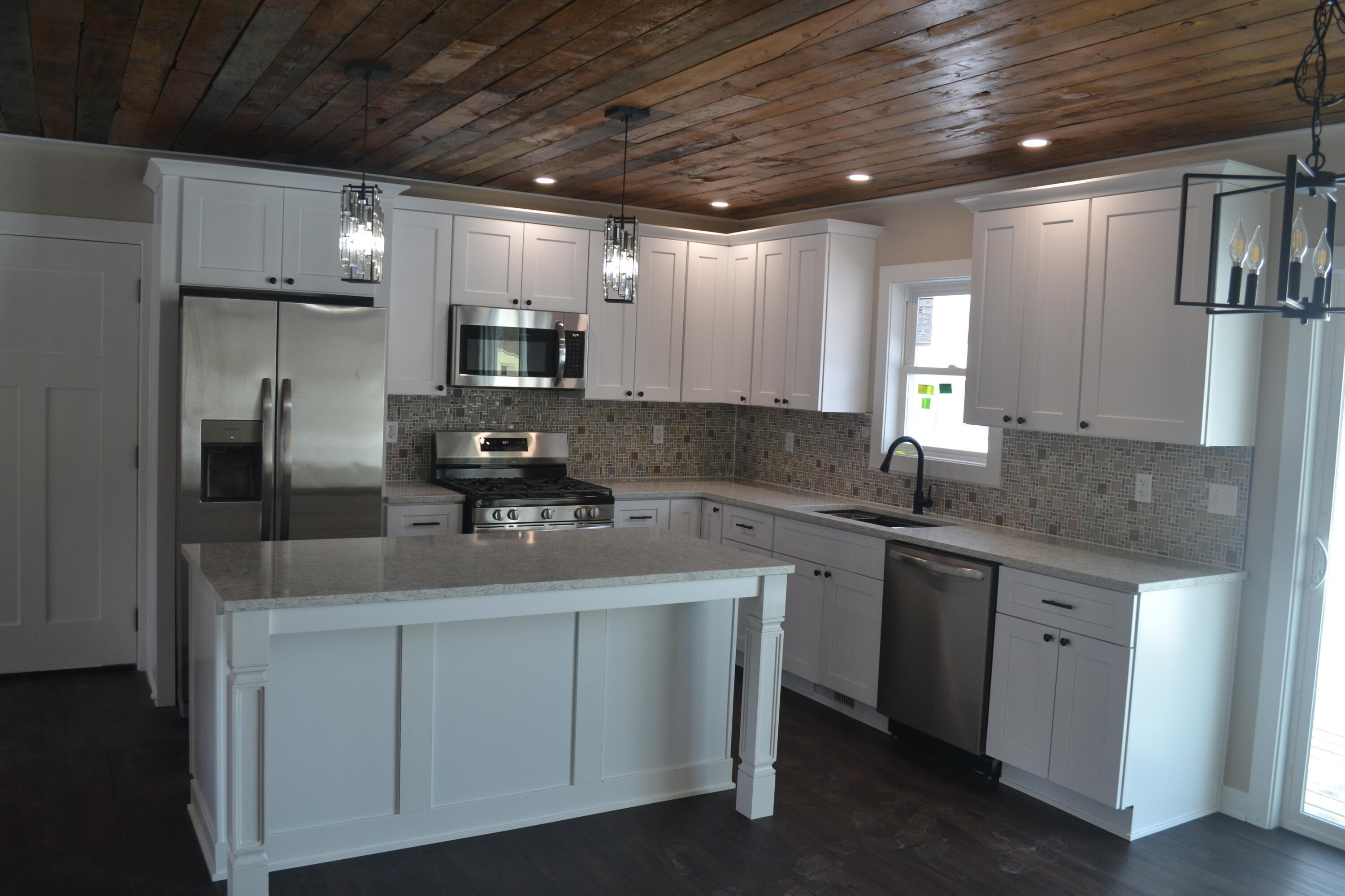 325 E Battle Creek Street