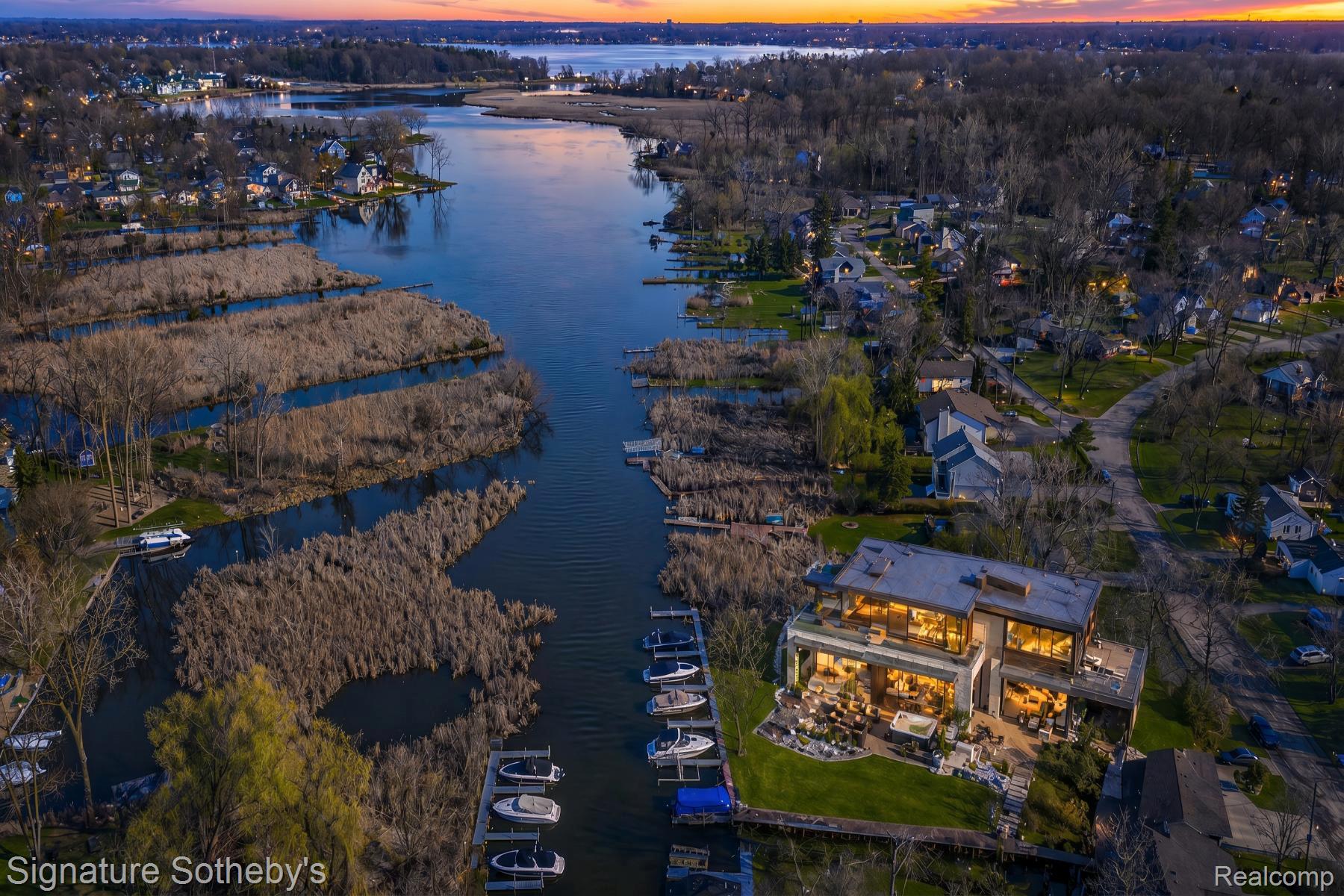 1105 Oregon Boulevard