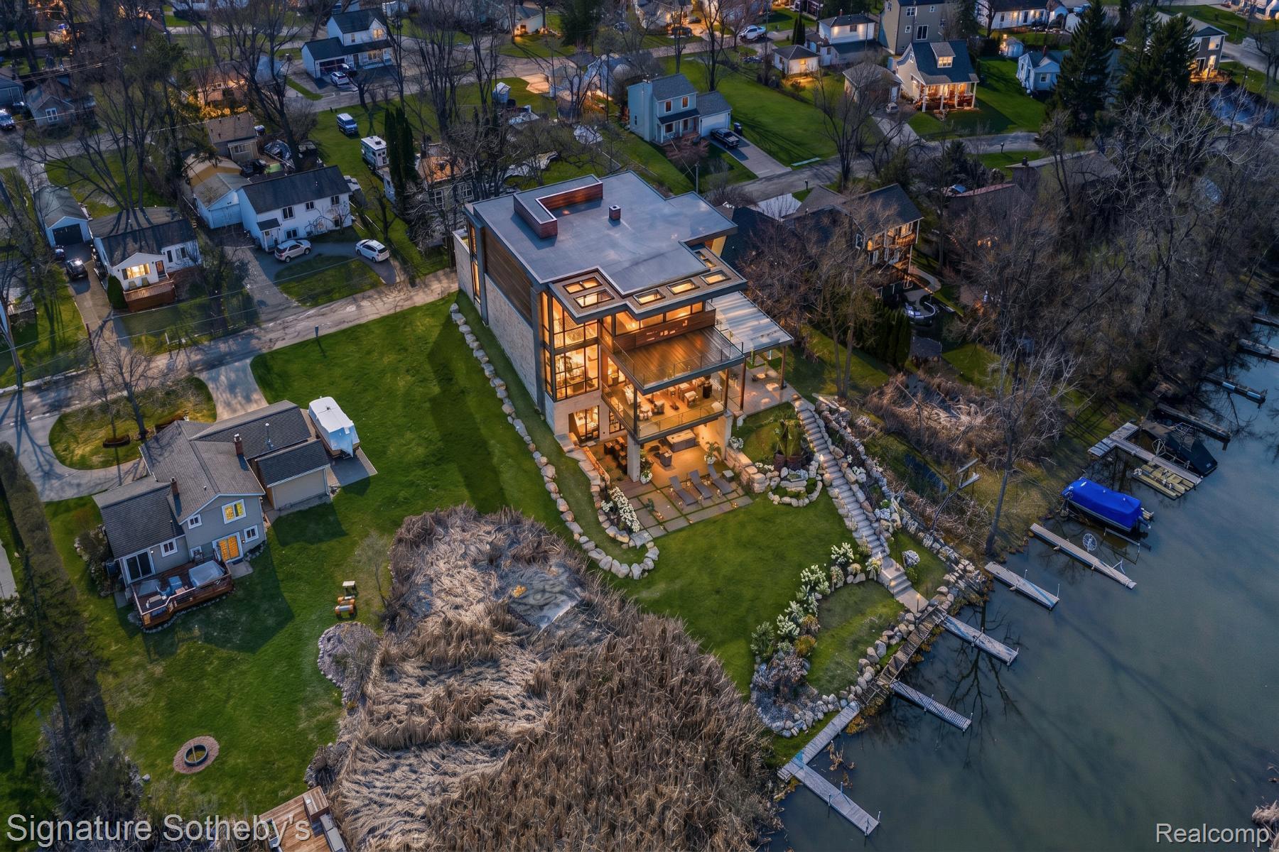 1105 Oregon Boulevard