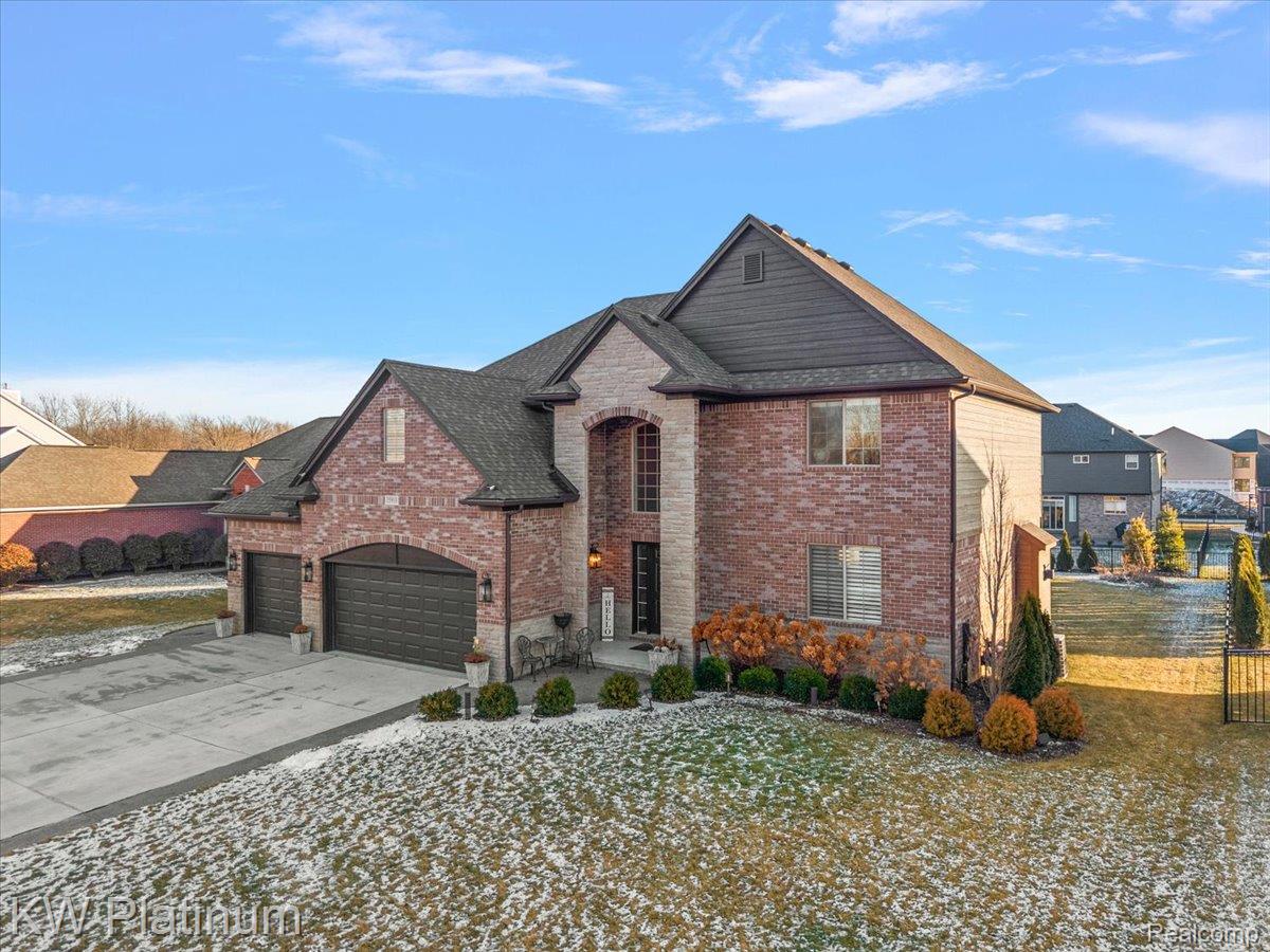 35910 Glenville Drive