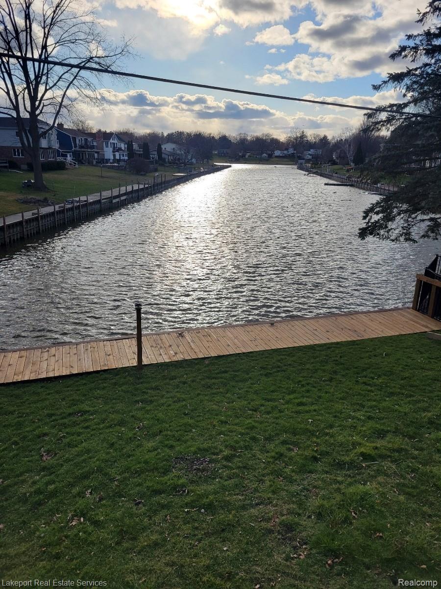 2549 Riverwood Drive