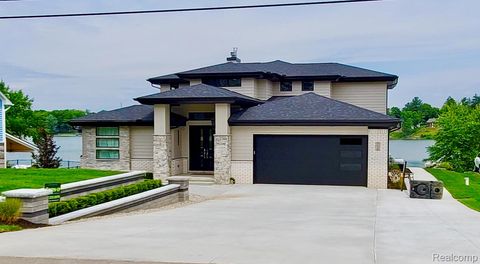 7020 Driftwood Drive Deerfield Township MI 48430