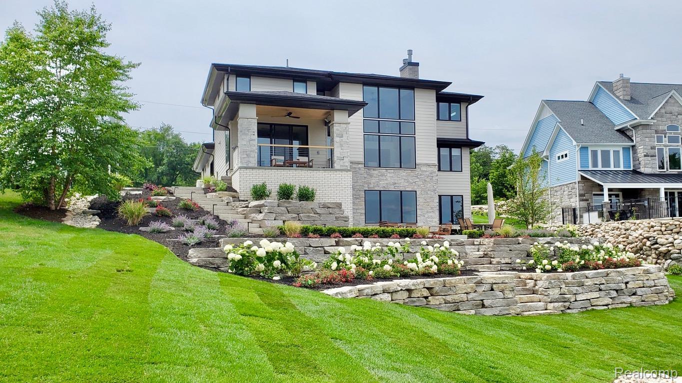 7020 Driftwood Drive