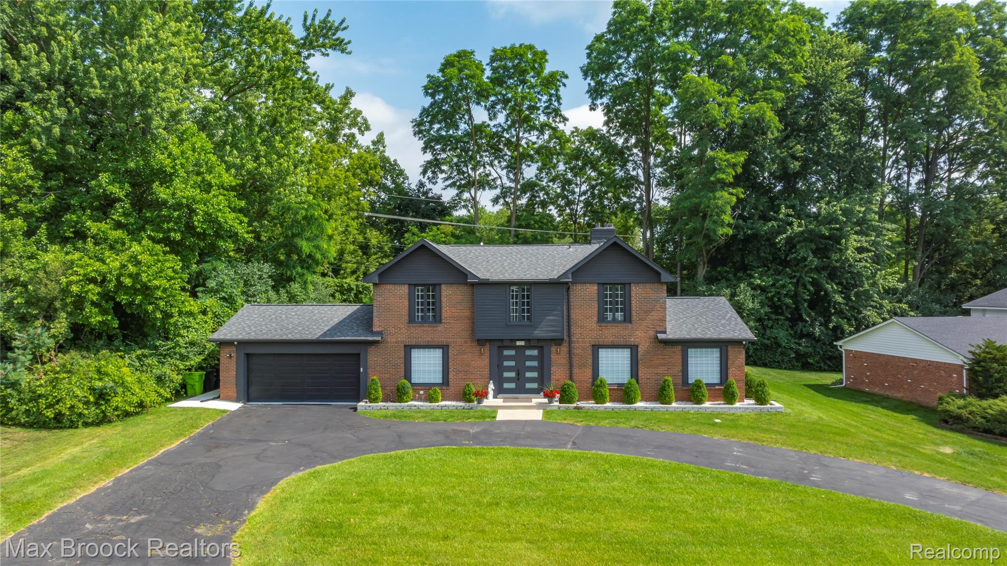 5534 Apple Ridge Trail