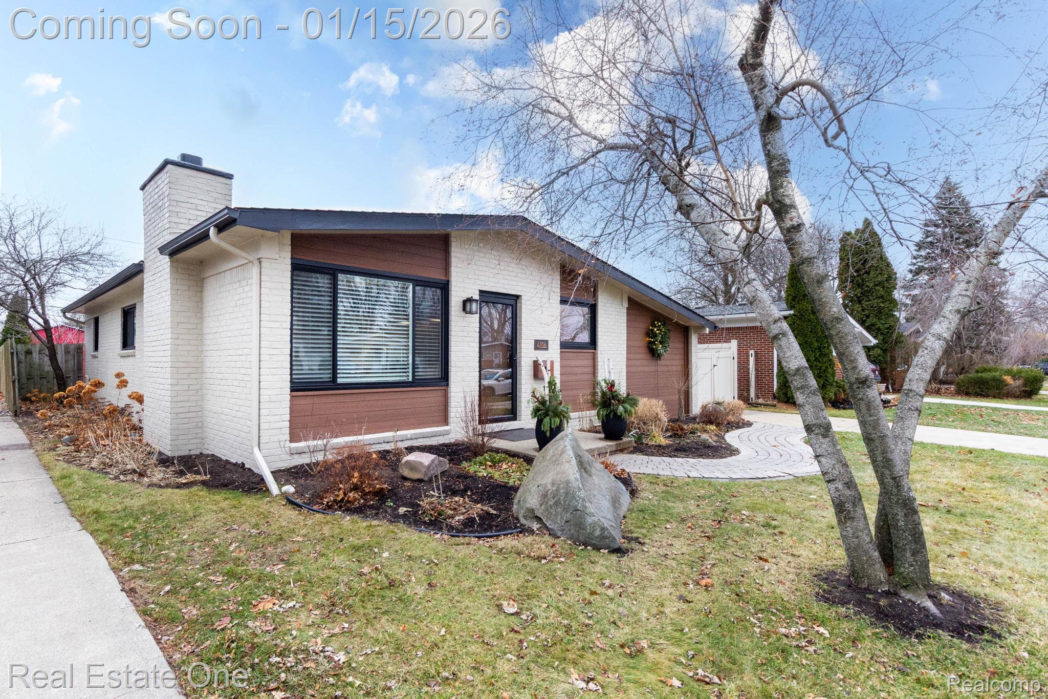 4106 Edgeland Avenue