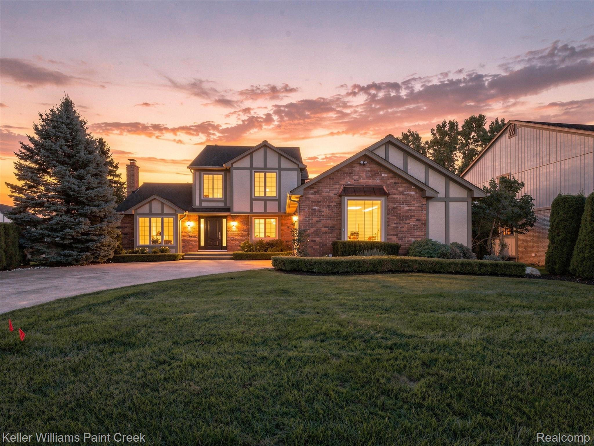 1066 Grandview Drive
