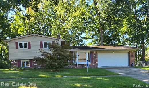 2608 WATONGA DR, COMMERCE TOWNSHIP, MI 48382 - Image 7e1ac18de914ce44e1b23ced5ee7232c/3499433556