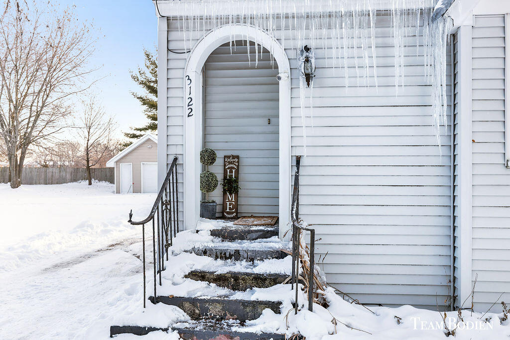 3122 Fuller Avenue NE