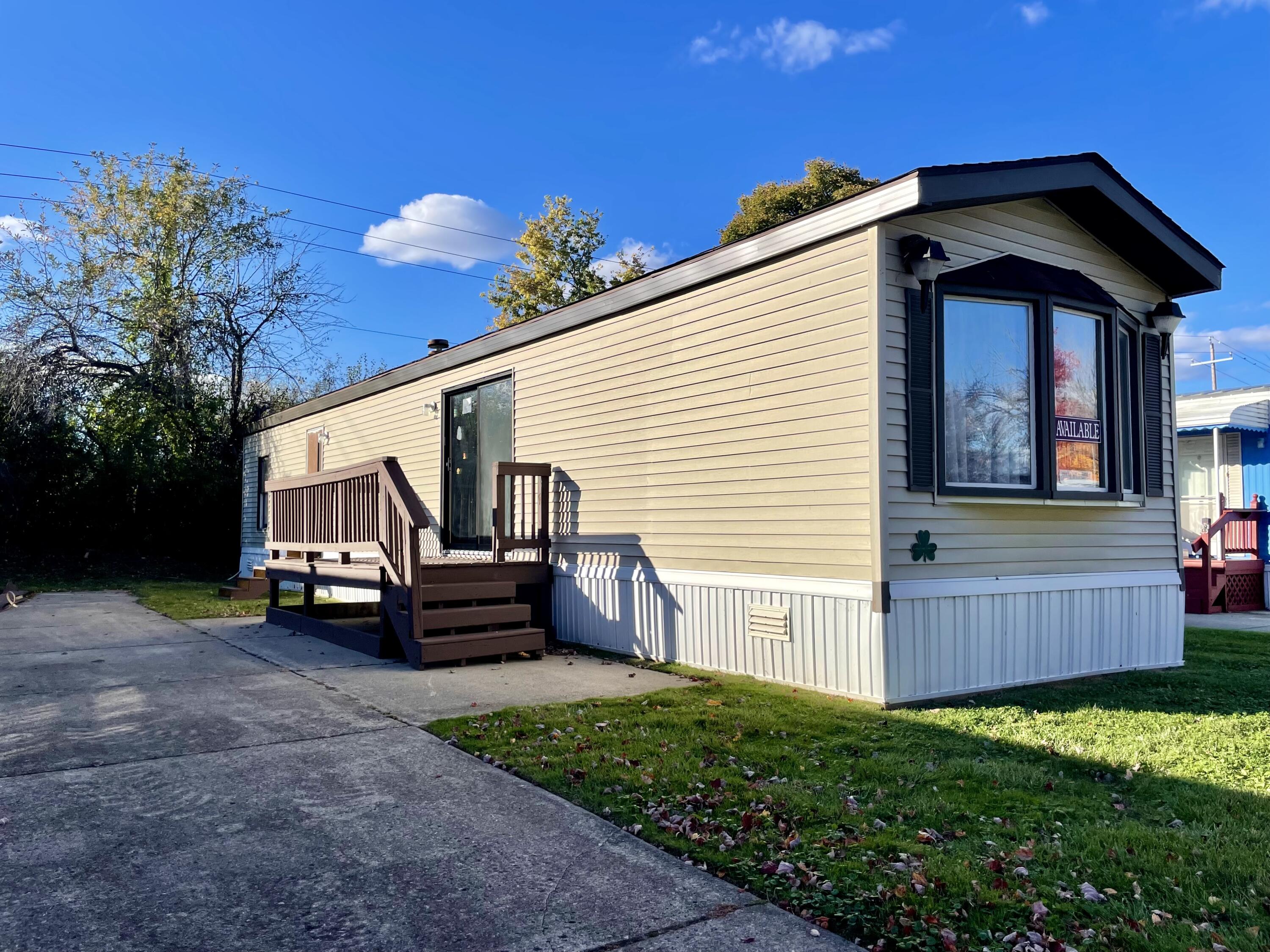 3900 W Jefferson Avenue