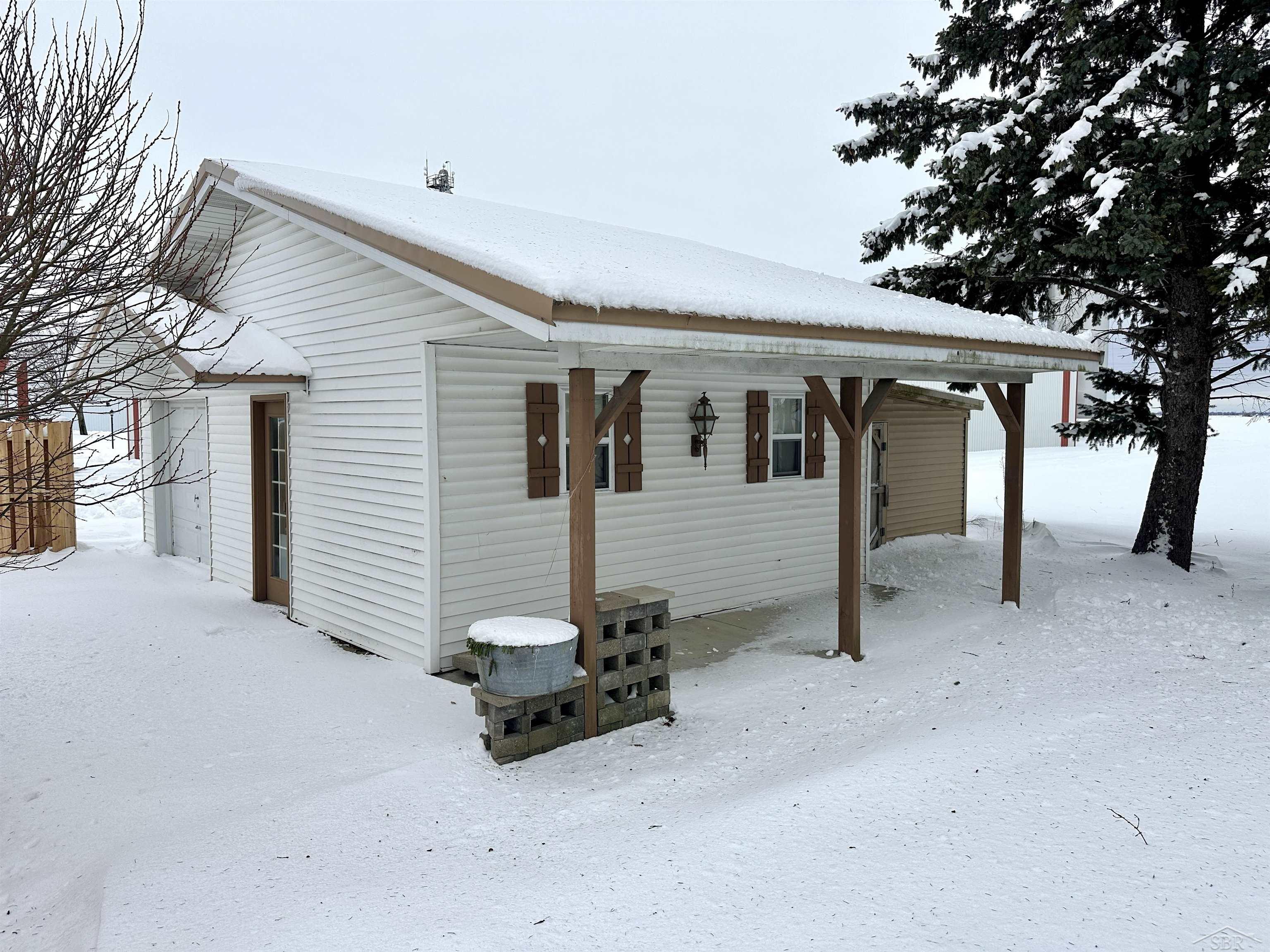 Blumfield Township, Michigan 48601, United States, 4 Bedrooms Bedrooms, ,2 BathroomsBathrooms,Residential,Active,211446