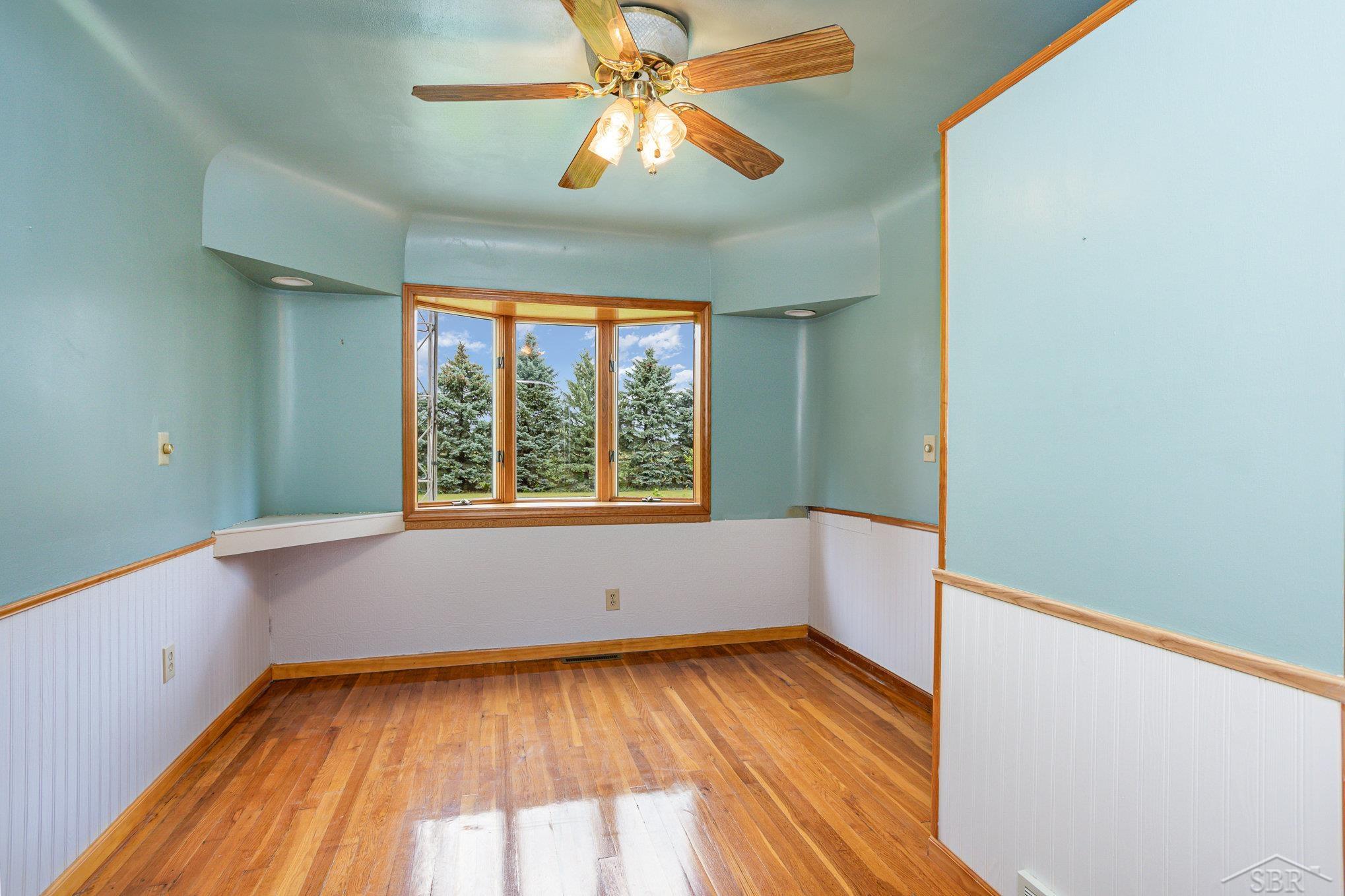 Blumfield Township, Michigan 48601, United States, 4 Bedrooms Bedrooms, ,2 BathroomsBathrooms,Residential,Active,211446