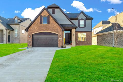 Photo of 4075 Blossom Drive, Sterling Heights City, MI 48314 (MLS # 20251050782)