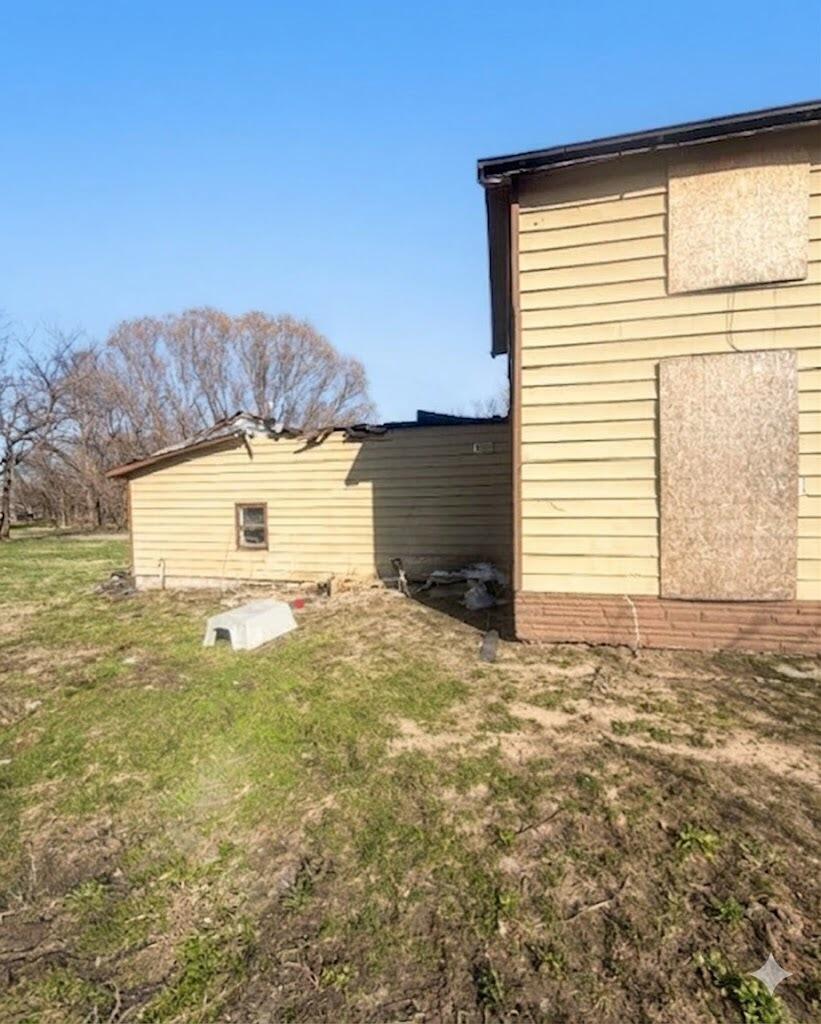 17806 E State Street