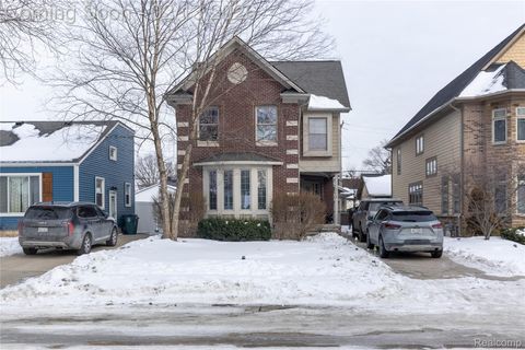 717 S Kenwood Avenue Royal Oak City MI 48067