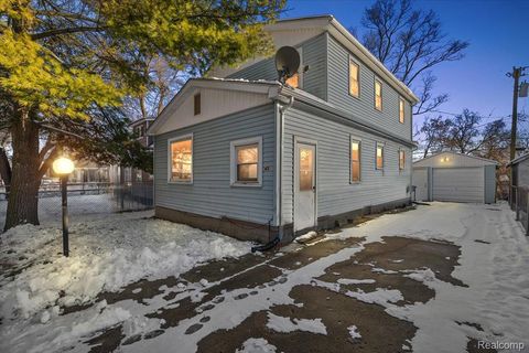 45 N Merrimac Street Pontiac City MI 48340