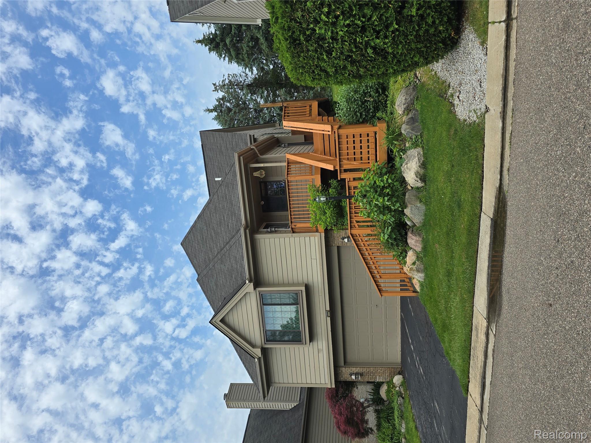 5605 Northcrest Crossing