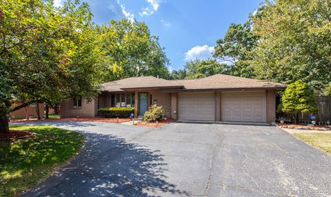 73 Nevada Avenue Rochester Hills City MI 48309