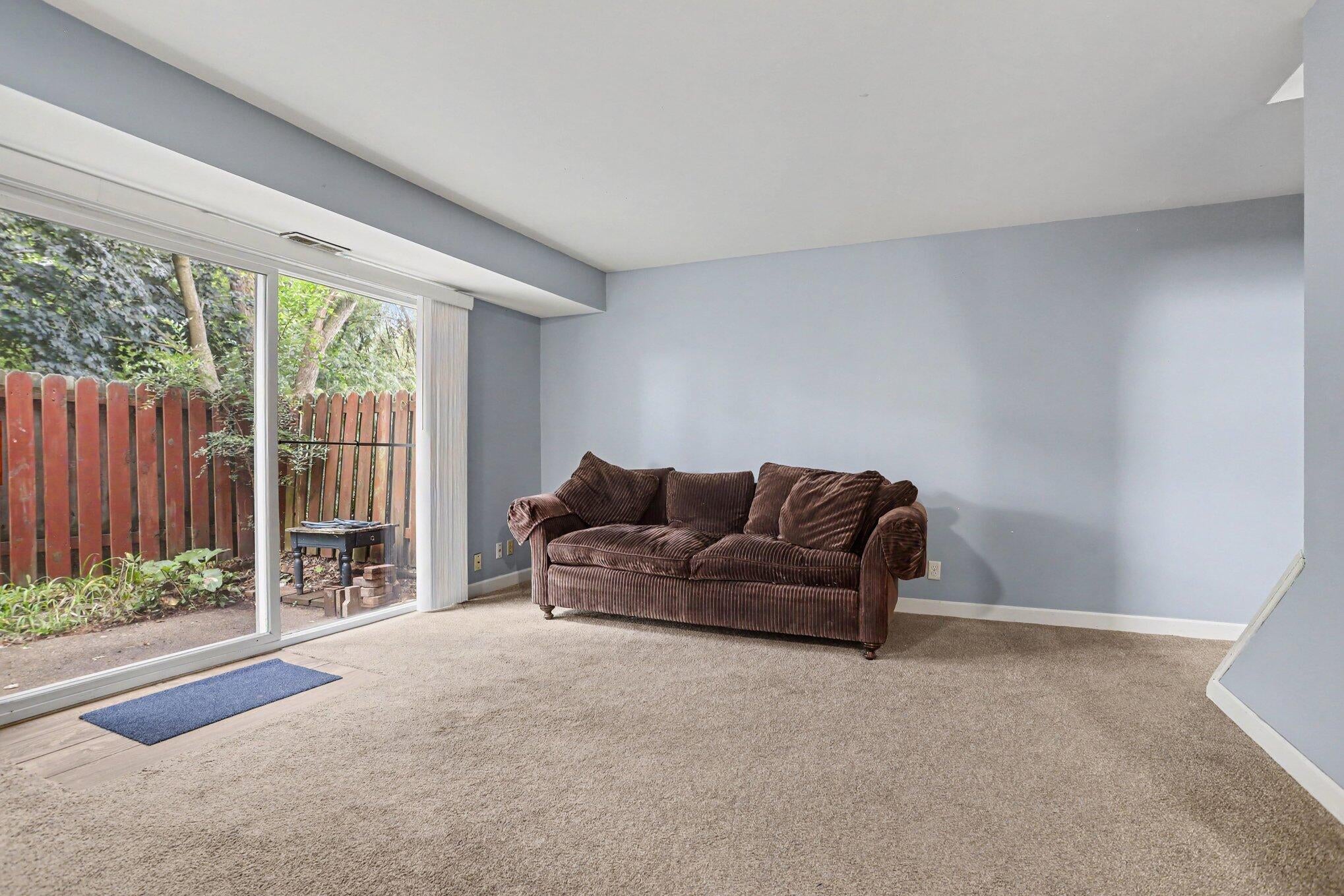 3517 Kenbrooke Court