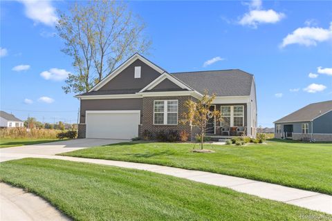Photo of 50682 Beckett Court, Macomb Township, MI 48044 (MLS # 20251044392)