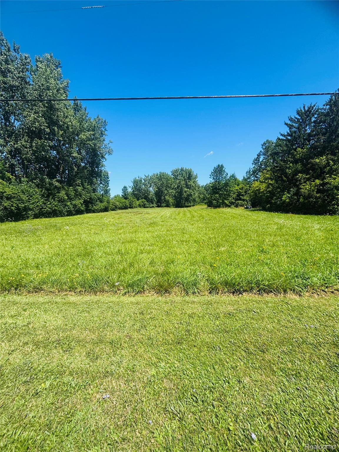 2000 Mapleridge Road