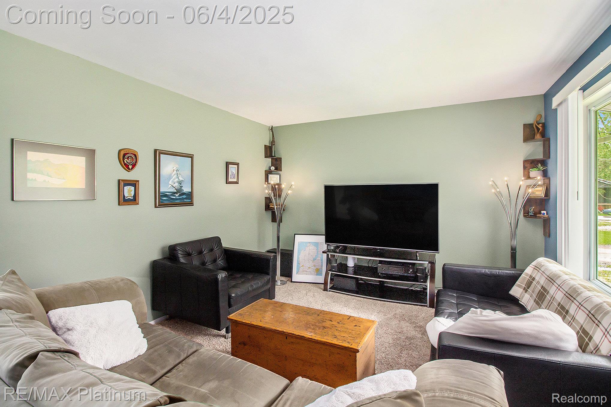 15171 WEST Drive