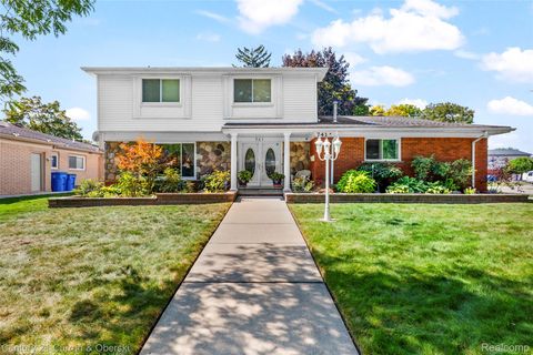 741 Berwyn Street Dearborn Heights City MI 48127