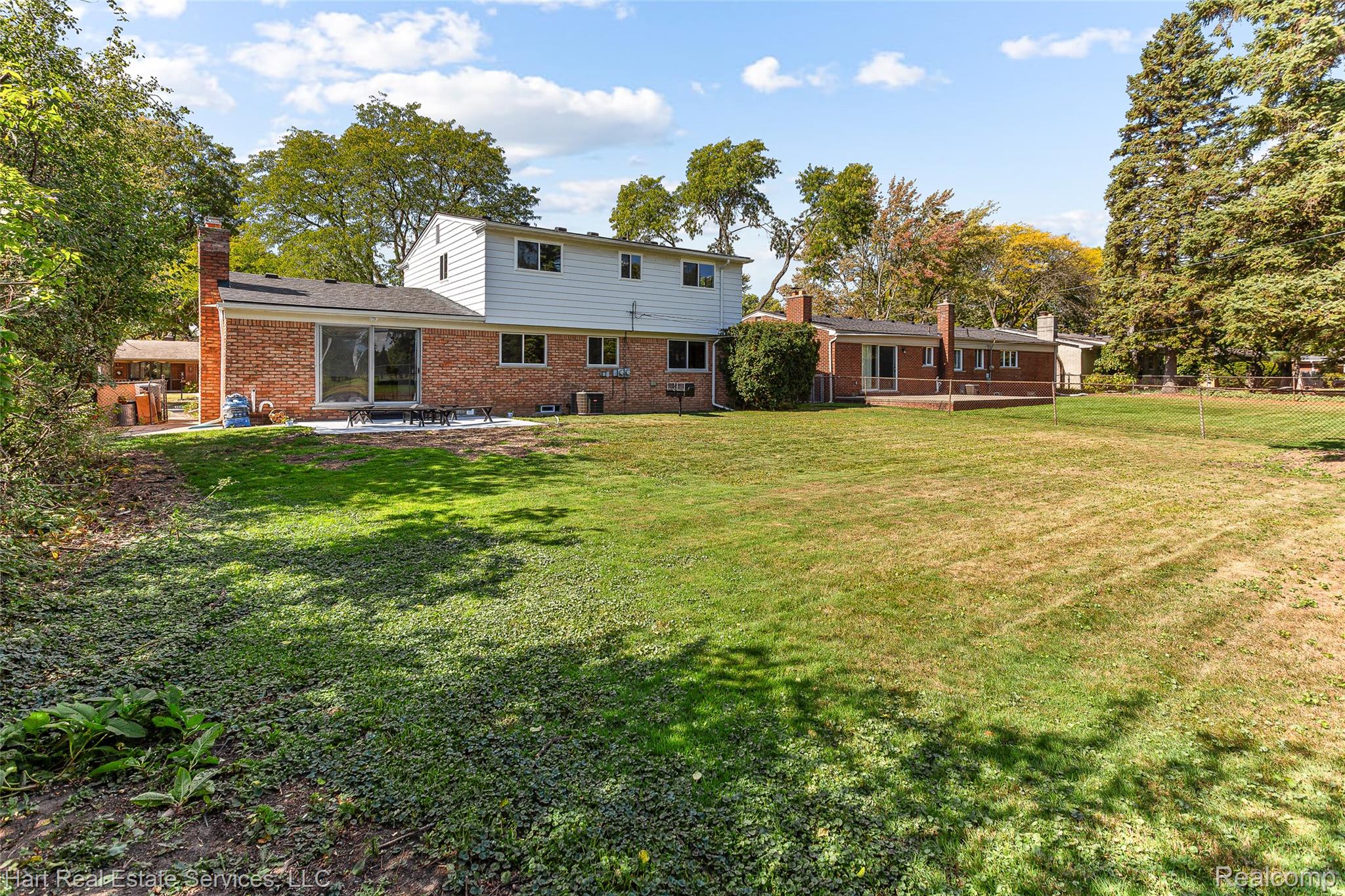 15524 Golfview Street