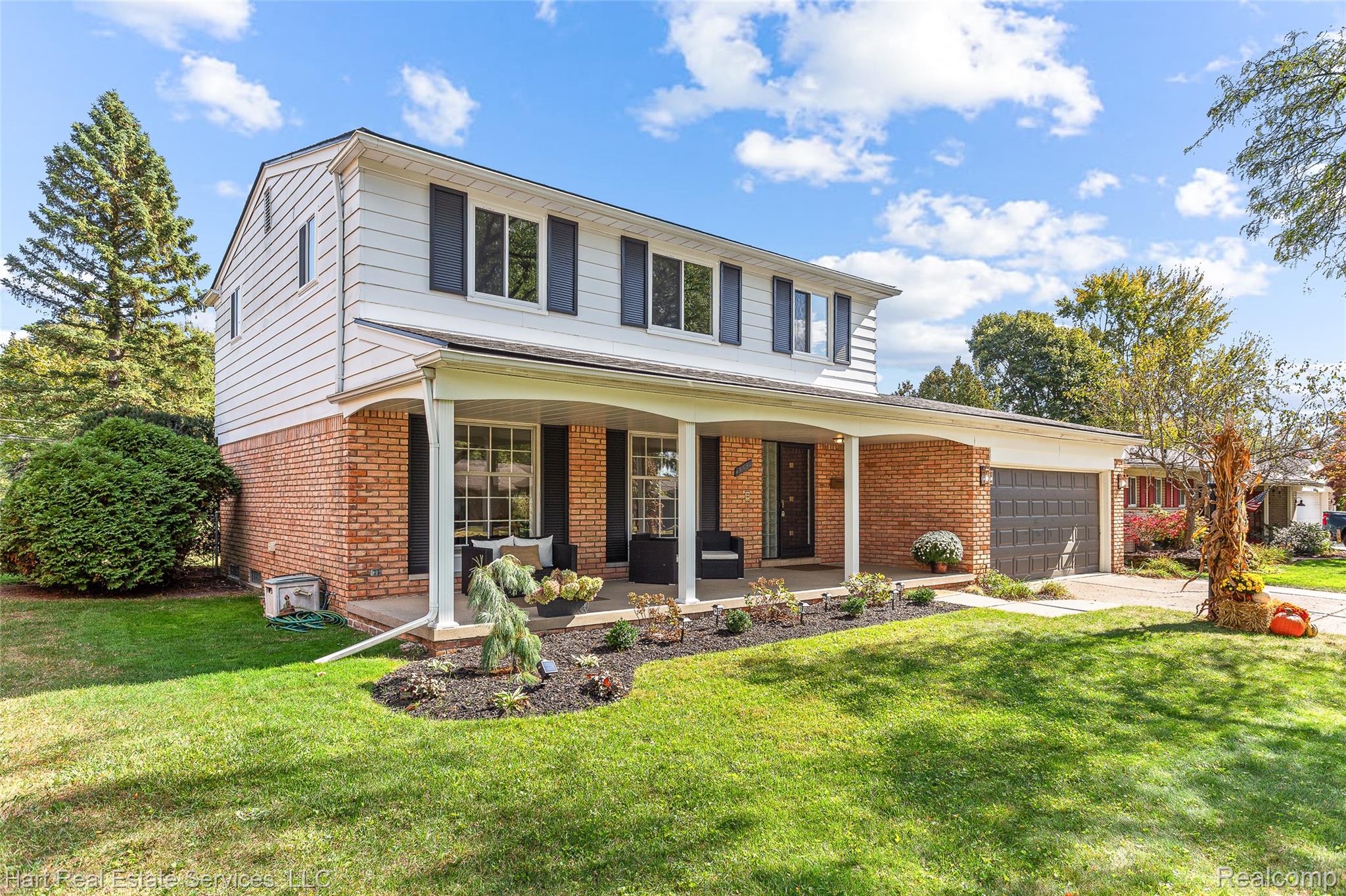 15524 Golfview Street