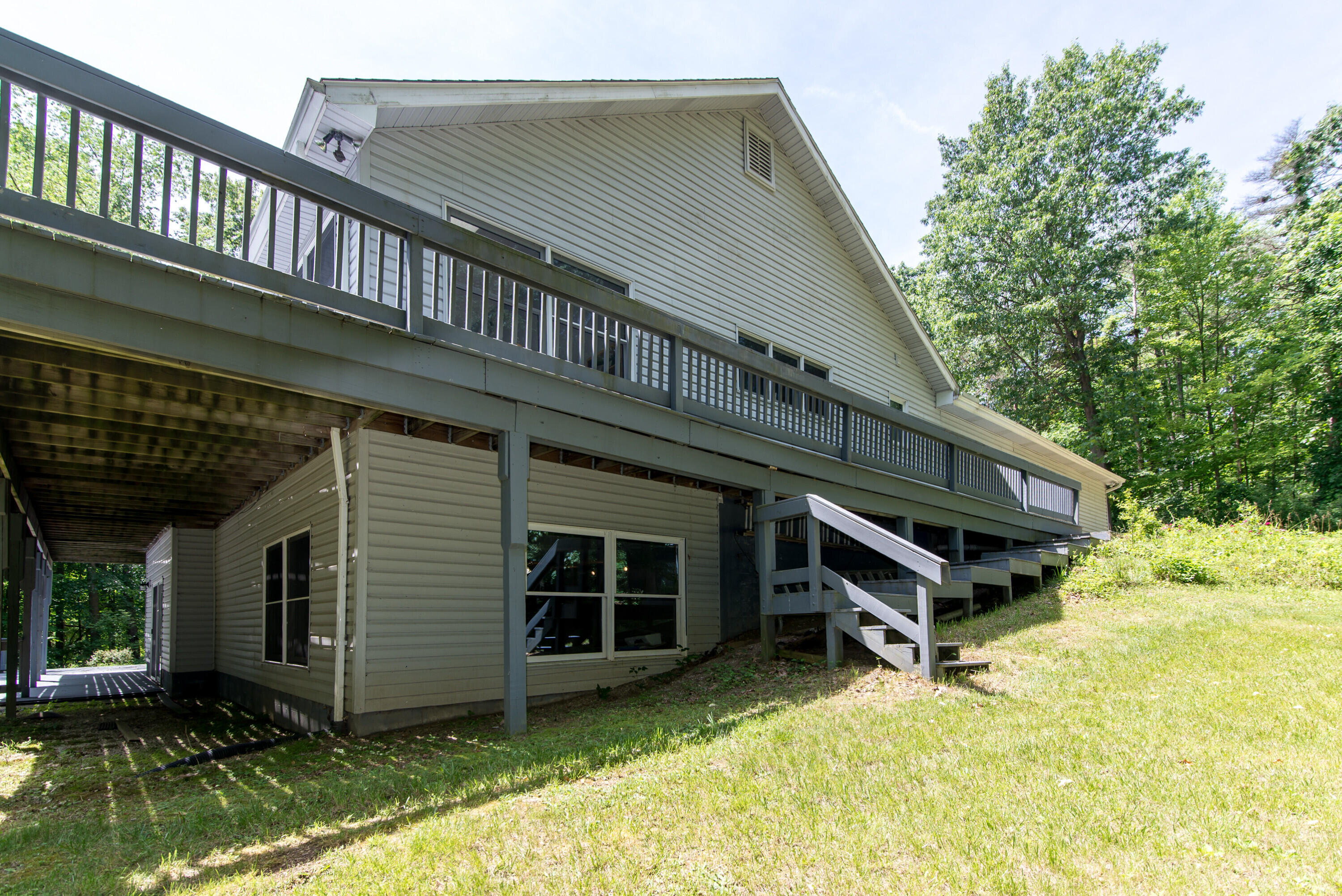 10090 King Hill Court