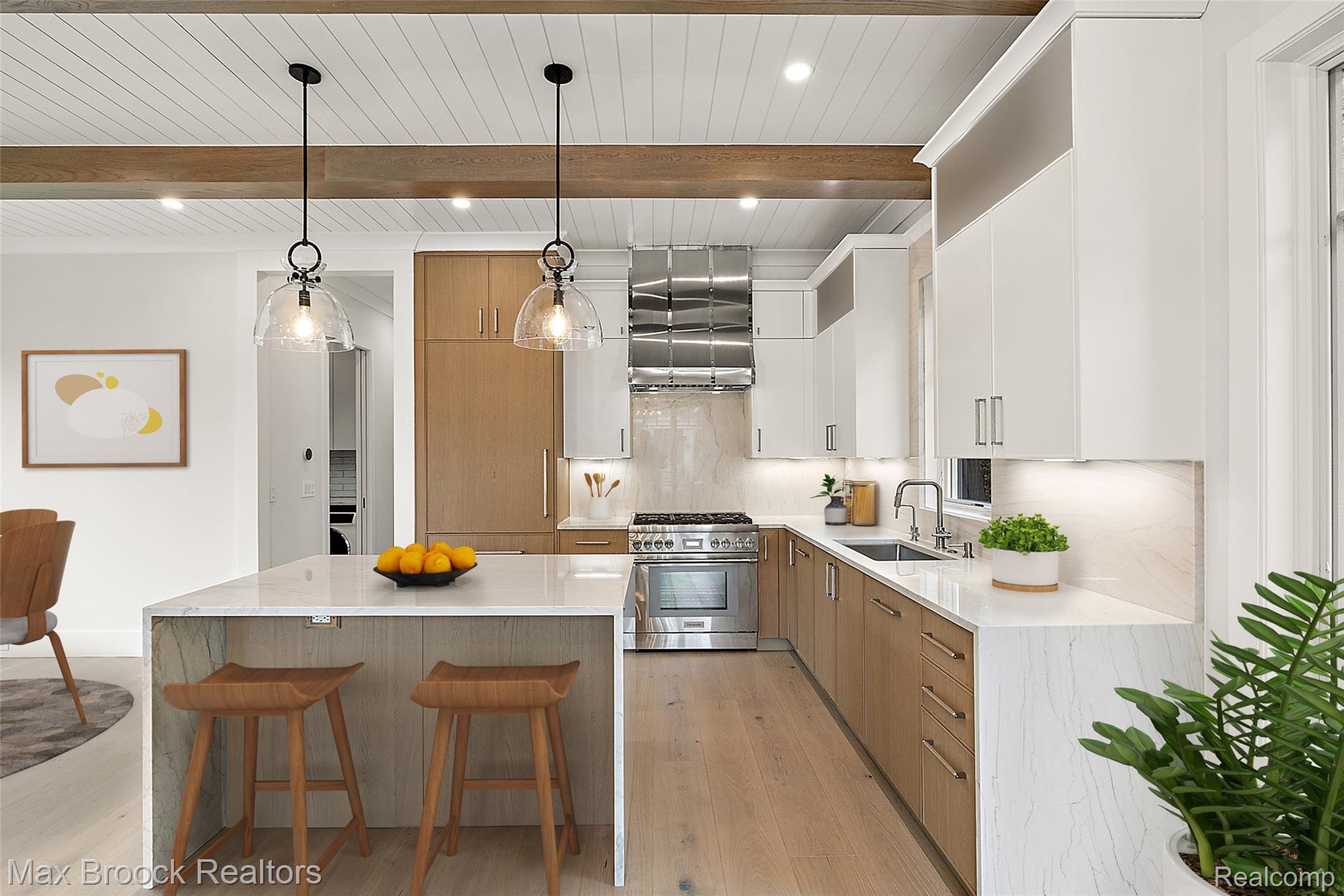 535 Henrietta Street